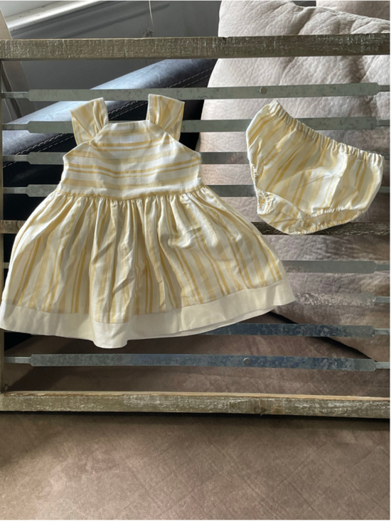 Edgehill Collection Other - Edgehill Collection Baby Girl White Yellow Striped Dress & Bloomer 0-3 Months